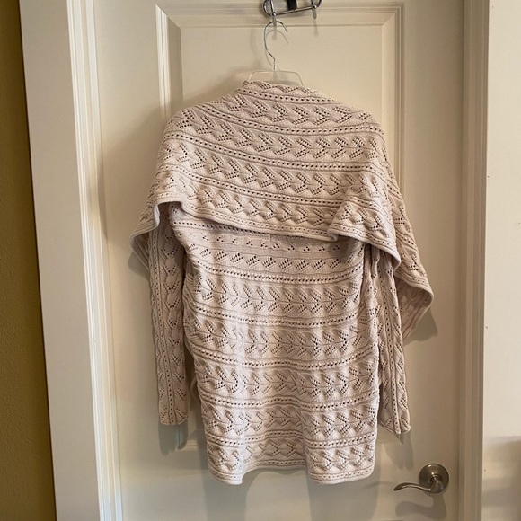 Cabi Cream Circle Open Front Cardigan Style 720 - Picture 3 of 5